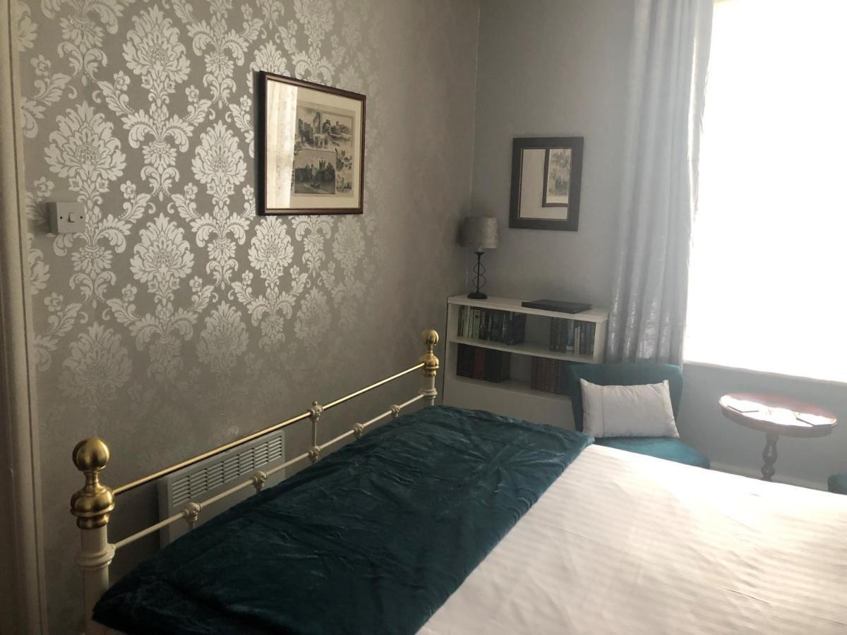 Adcote House (Adults Only) Hotel Ландъндо Екстериор снимка