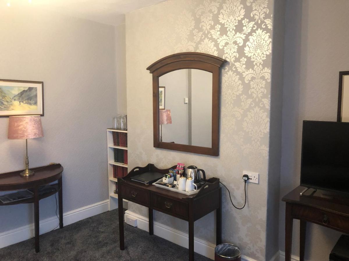 Adcote House (Adults Only) Hotel Ландъндо Екстериор снимка