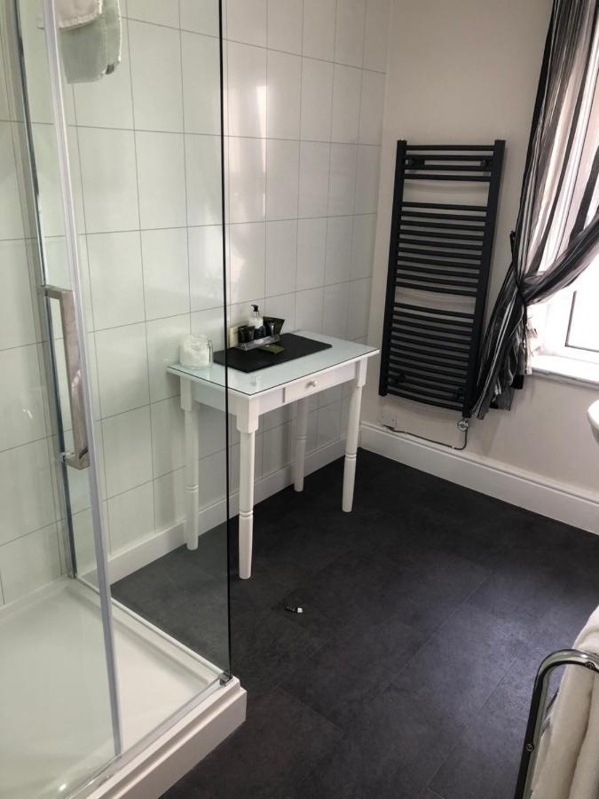 Adcote House (Adults Only) Hotel Ландъндо Екстериор снимка