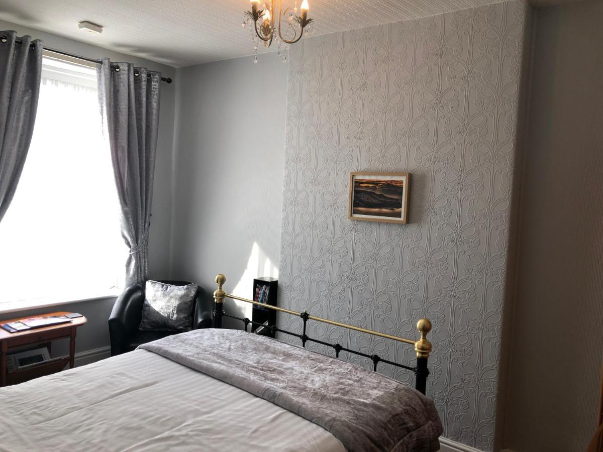 Adcote House (Adults Only) Hotel Ландъндо Екстериор снимка