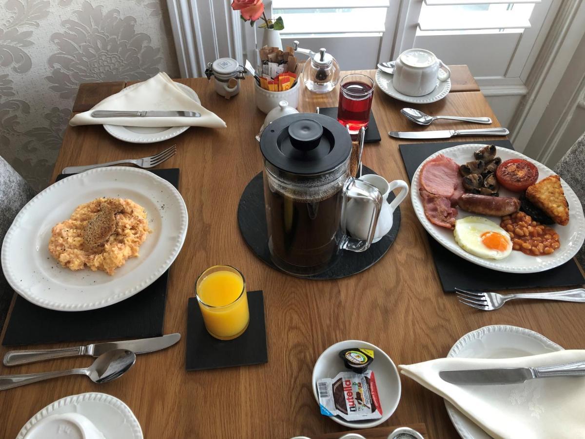 Adcote House (Adults Only) Hotel Ландъндо Екстериор снимка