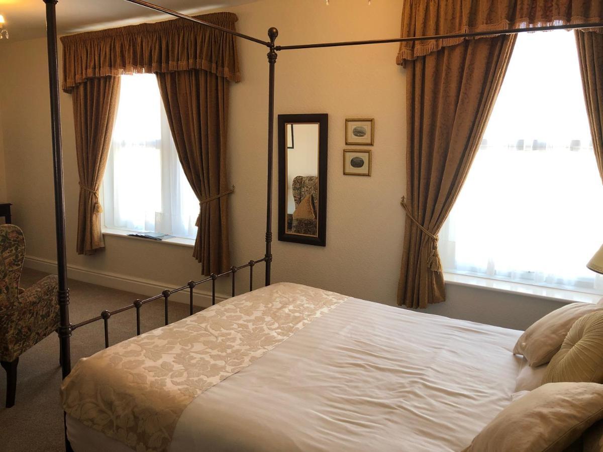 Adcote House (Adults Only) Hotel Ландъндо Екстериор снимка